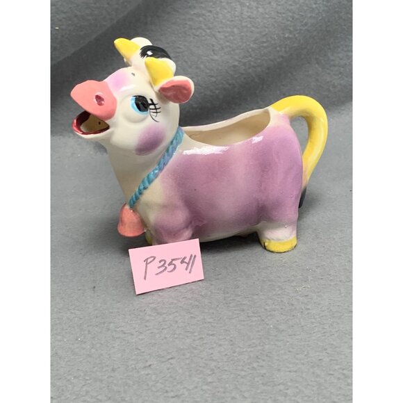 Vintage Cow Creamer Porcelain Figurine Kitchen Decor Pastel Colors - Picture 9 of 9
